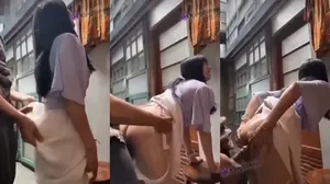 Terpaksa Nungging Karena Ayank Lagi Sange